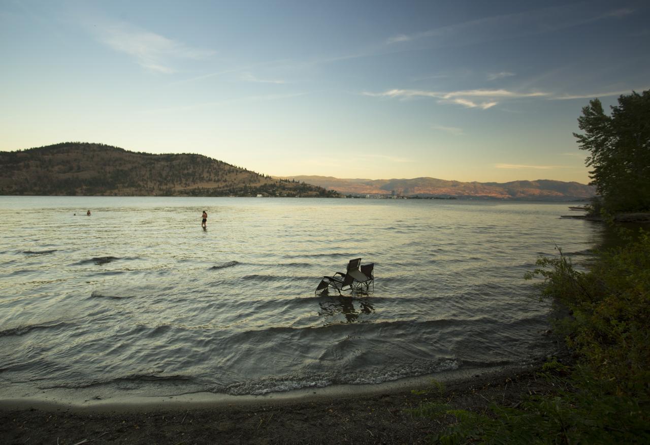 Best Western Plus Kelowna Hotel & Suites Esterno foto